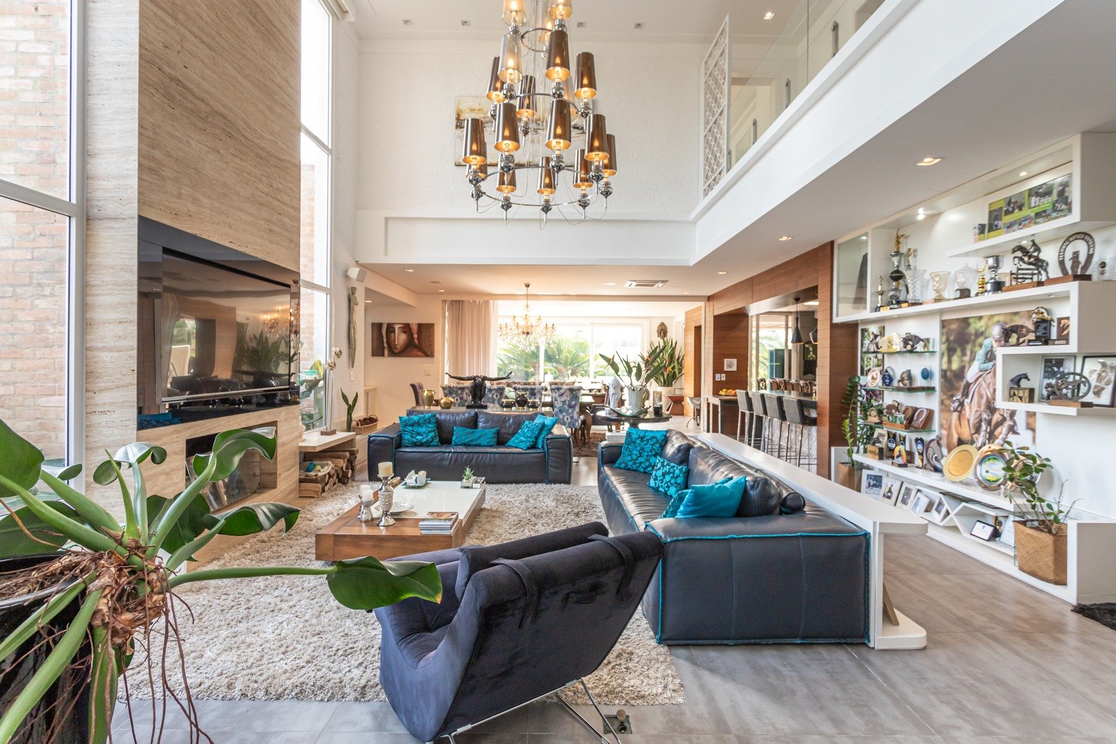 Venda de Casa em Condomínio em bairro Terra Ville com 511m² Área Const.